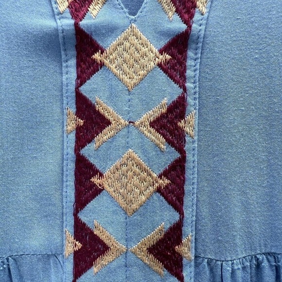 Umgee Dress Medium 3/4 Sleeve Embroidered Blue Red Flowers Boho Chic - Picture 7 of 14